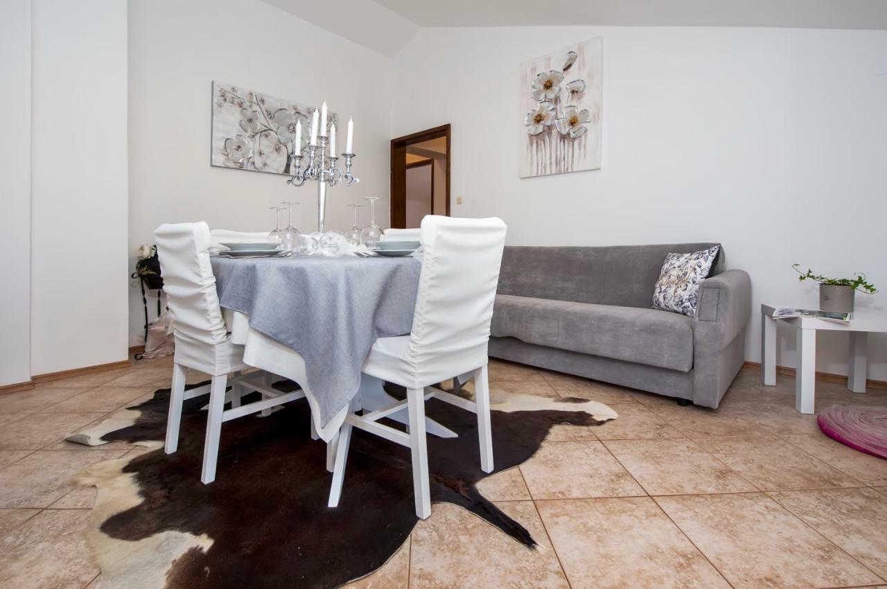 Apartment Len Rovinj Exterior photo